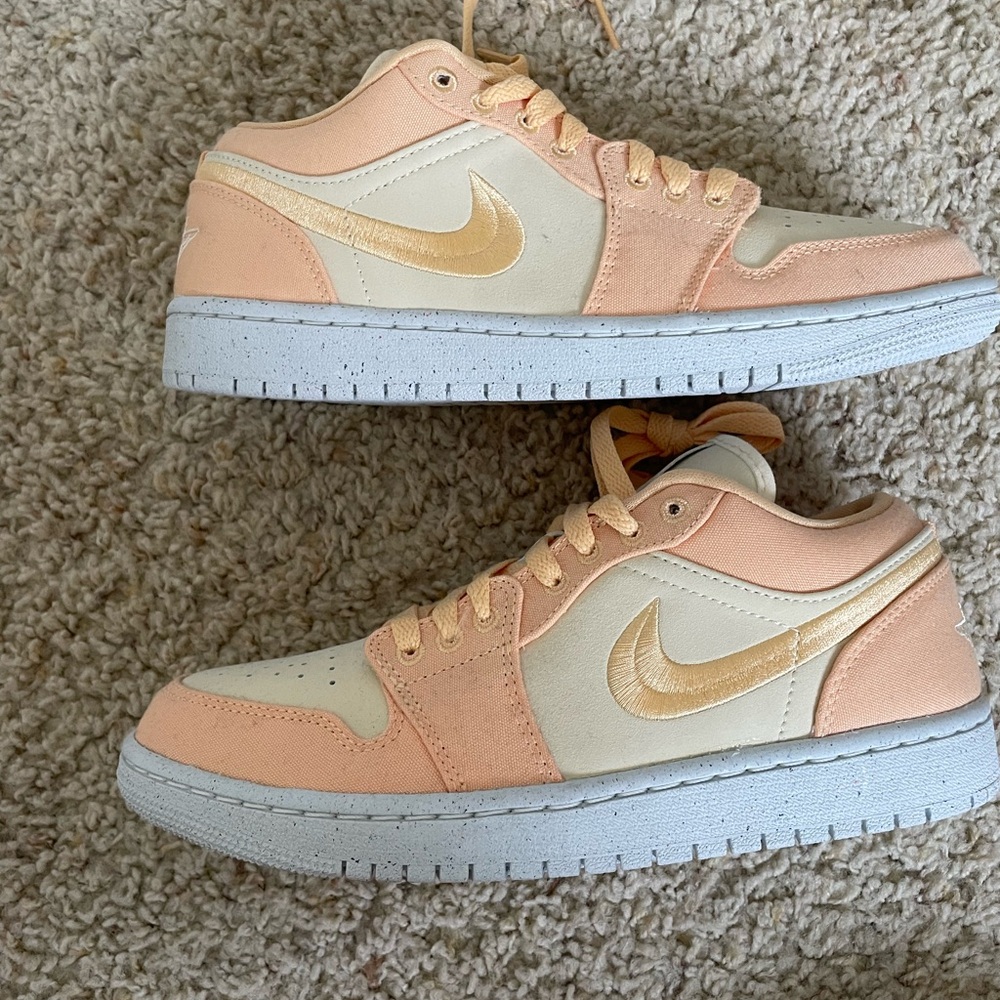 Air Jordan 1 low SE